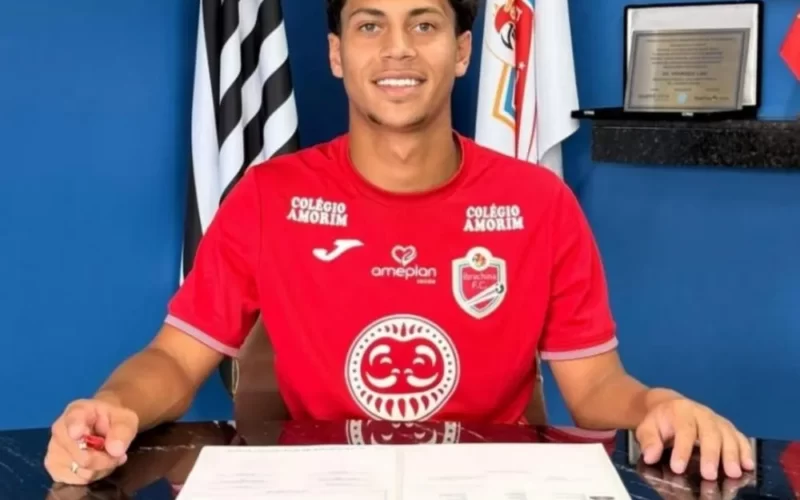 Filho do atacante Hulk segue os passos do pai e assina contrato com clube de São Paulo