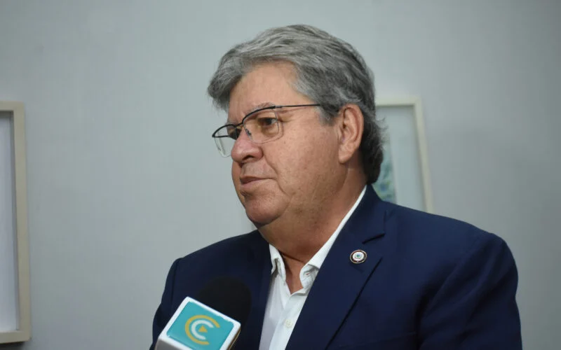 João Azevêdo adia formação de chapa para 2026 e destaca que decisão depende do consenso na base João Azevêdo adia formação de chapa para 2026 e destaca que decisão depende do consenso na base