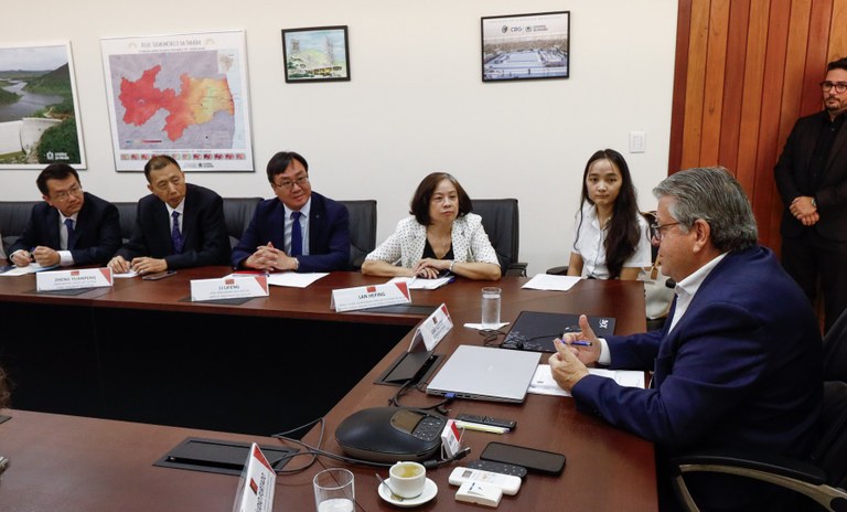 João Azevêdo trata de projeto do radiotelescópio Bingo e de novas parcerias em tecnologia com Consulado e empresa da China João Azevêdo trata de projeto do radiotelescópio Bingo e de novas parcerias em tecnologia com Consulado e empresa da China