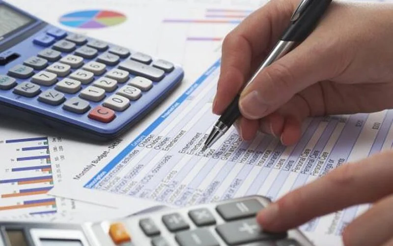 Mutirão para quitar dívidas com até 97% de desconto termina hoje; pagamento via Pix limpa o nome