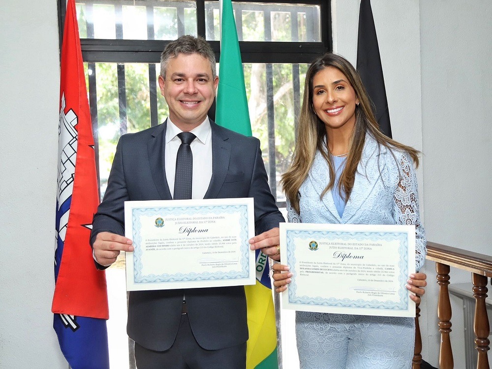 Prefeito e vice de Cabedelo têm diplomas cassados pela Justiça Eleitoral; ex-prefeito é condenado a inelegibilidade Prefeito e vice de Cabedelo têm diplomas cassados pela Justiça Eleitoral; ex-prefeito é condenado a inelegibilidade