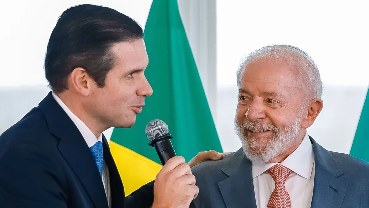 Hugo autoriza sessão especial sobre INSS em meio a tensão com governo Lula