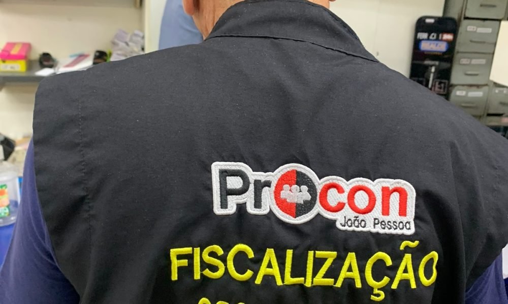 Procon-JP registra diferença de mais de R$ 570 no preço da tinta em pesquisa para material de construção