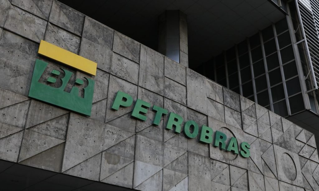 Gás para as distribuidoras terá queda de 14%, anuncia Petrobras