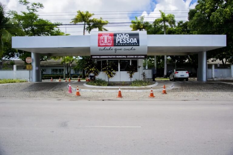 Feriadão de 5 de agosto altera funcionamento de comércio e serviços públicos; confira o que abre e o que fecha em João Pessoa