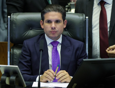 motta preve que deputados vao tentar aumentar isencao do ir mas prega responsabilidade