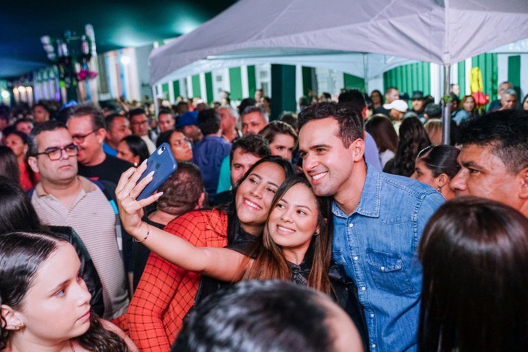 Vice-governador Lucas Ribeiro prestigia Caminhos do Frio em Serraria e reforça apoio à cultura no Brejo paraibano
