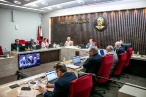 TCE-PB acata denúncia e dá 30 dias para Prefeitura de João Pessoa planejar nomeação de professores concursados