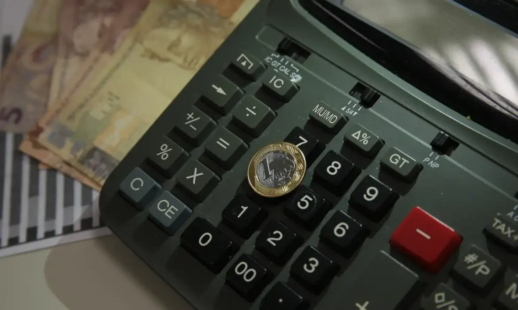 Inflação oficial recua 0,11% em agosto, menor resultado desde 2022
