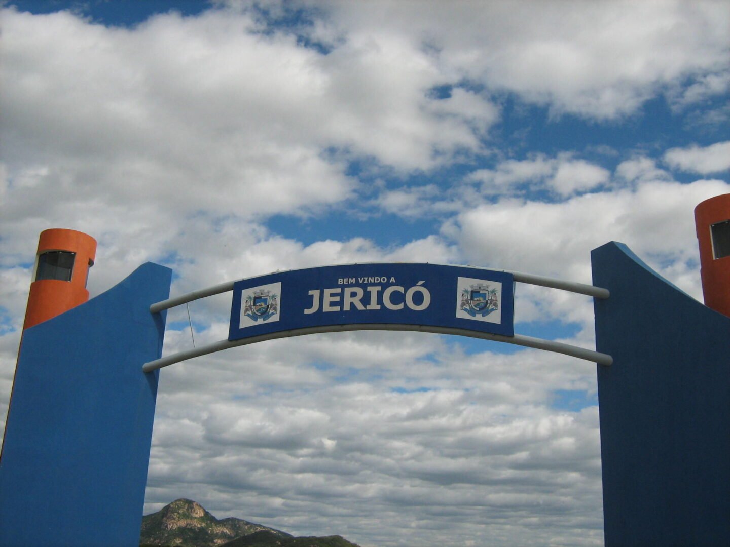 Prefeitura de Jericó lança edital para contratar organizadora de novo concurso público