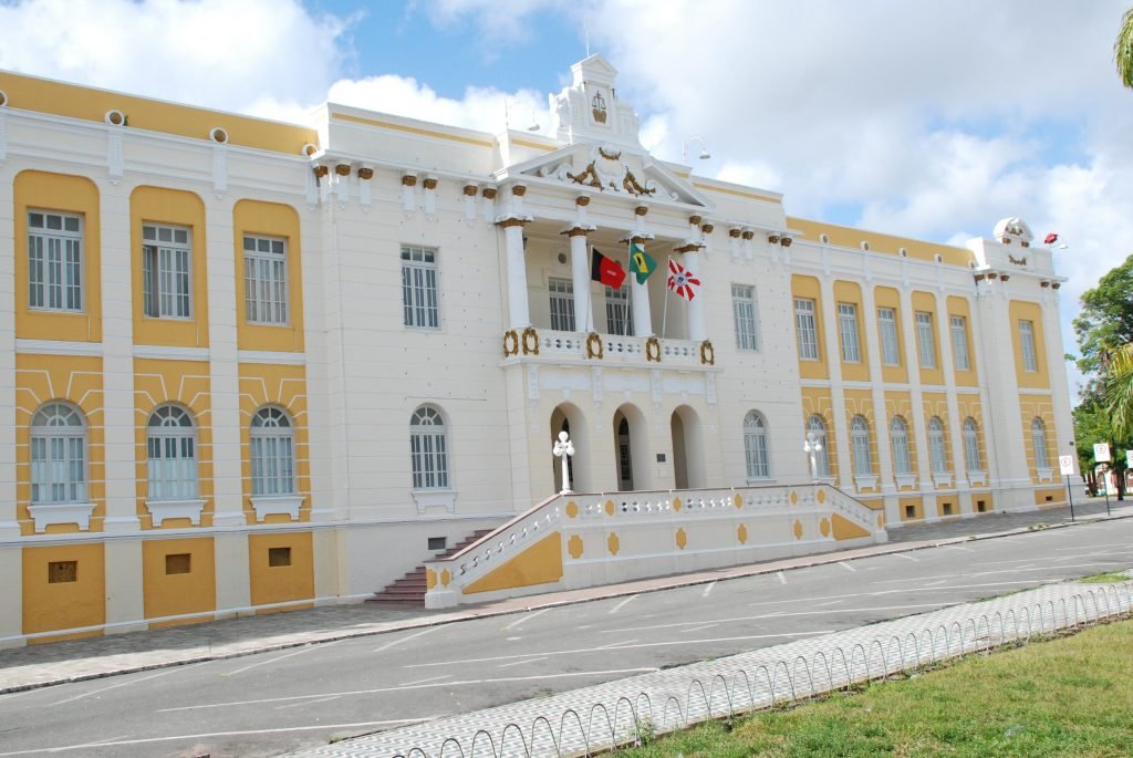 TJPB mantém suspensão de decreto que anulava concurso público em Bayeux