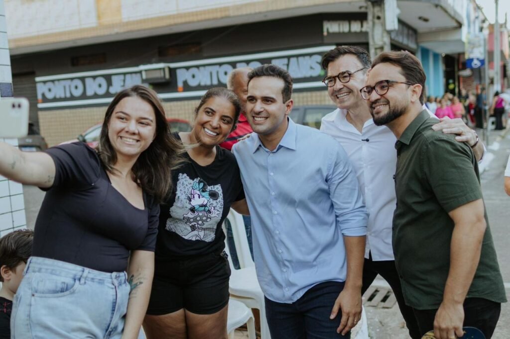 em guarabira lucas ribeiro faz balanco da gestao e participa da tradicional procissao de nossa senhora da luz 1