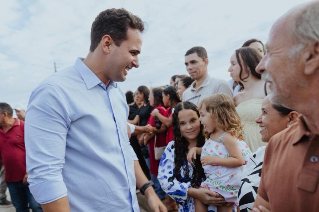 Lucas Ribeiro inaugura escola em Pedras de Fogo e reforça avanço da educação na Paraíba 11 lucas ribeiro inaugura escola em pedras de fogo e reforca avanco da educacao na paraiba 1