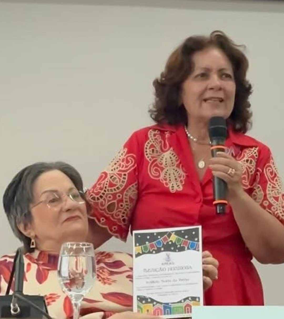 APEAG homenageia Maria da Penha